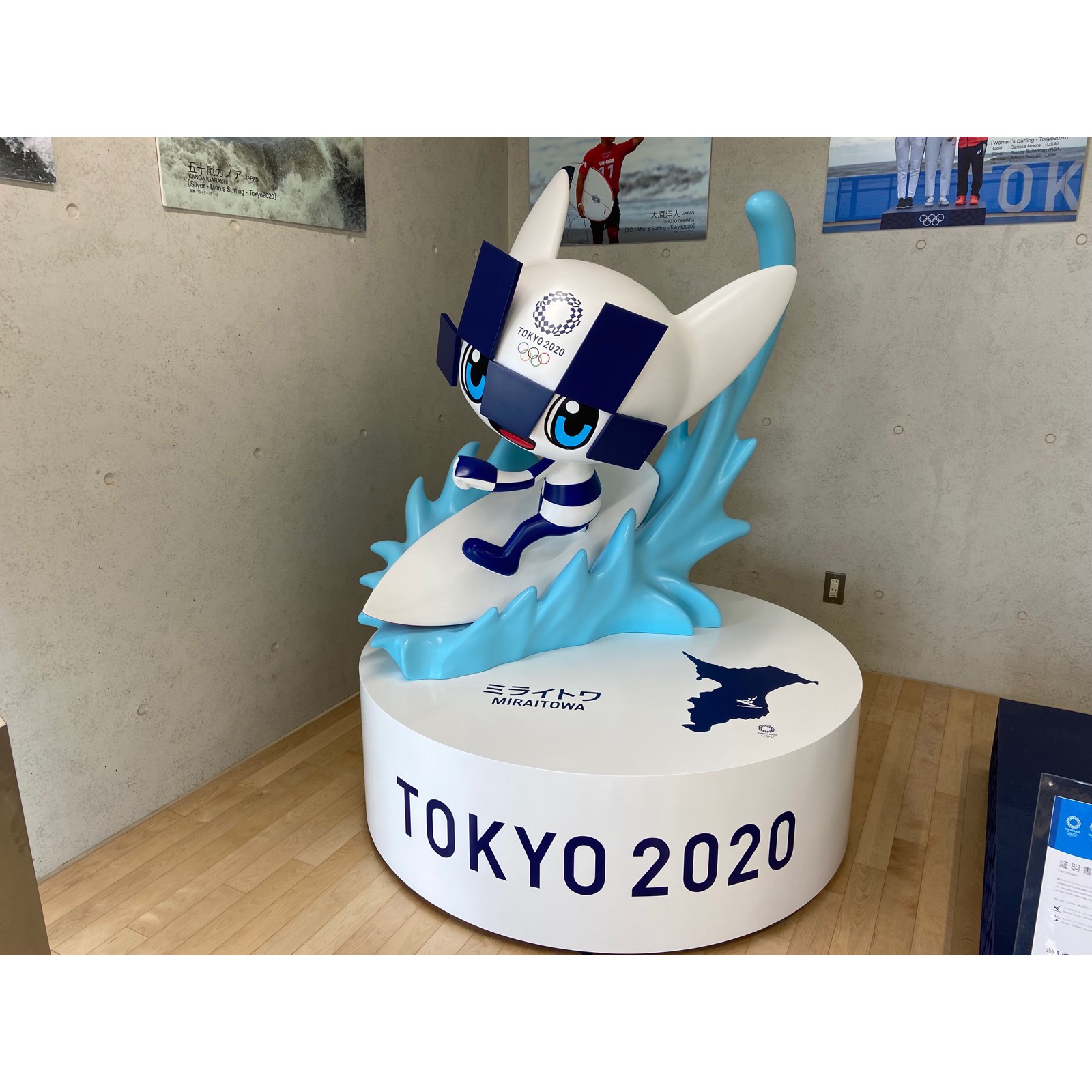 オリンピックマスコット_2024